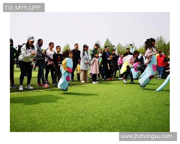 家庭欢聚时光桌上足球带来的快乐与亲密互动